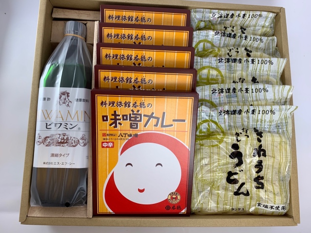 呑龍の健康ギフト　料理旅館呑龍の味噌カレーうどん5食とビワ葉エキス配合「ビワミン」セット