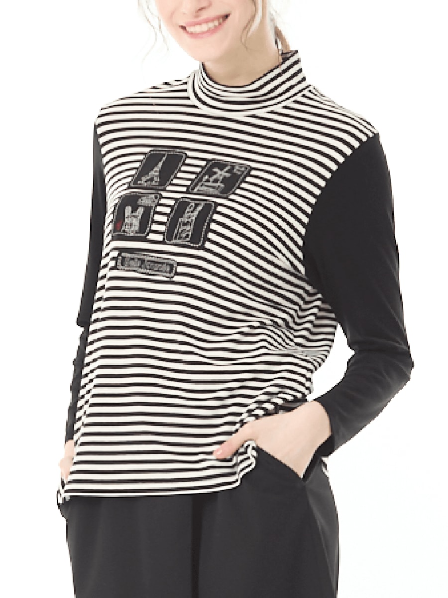 あったか素材　ボーダーハイネックインナー