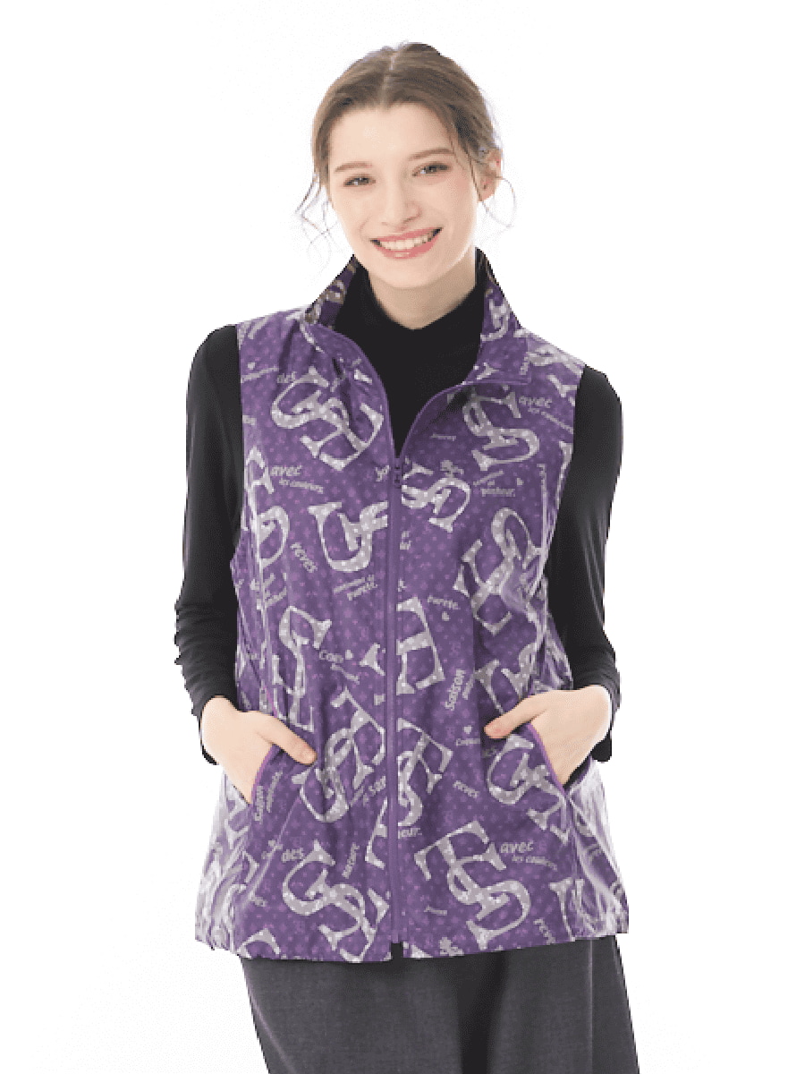 モノグラムプリント　ベスト
