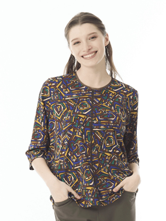 チュール切り替えプリントカットソー