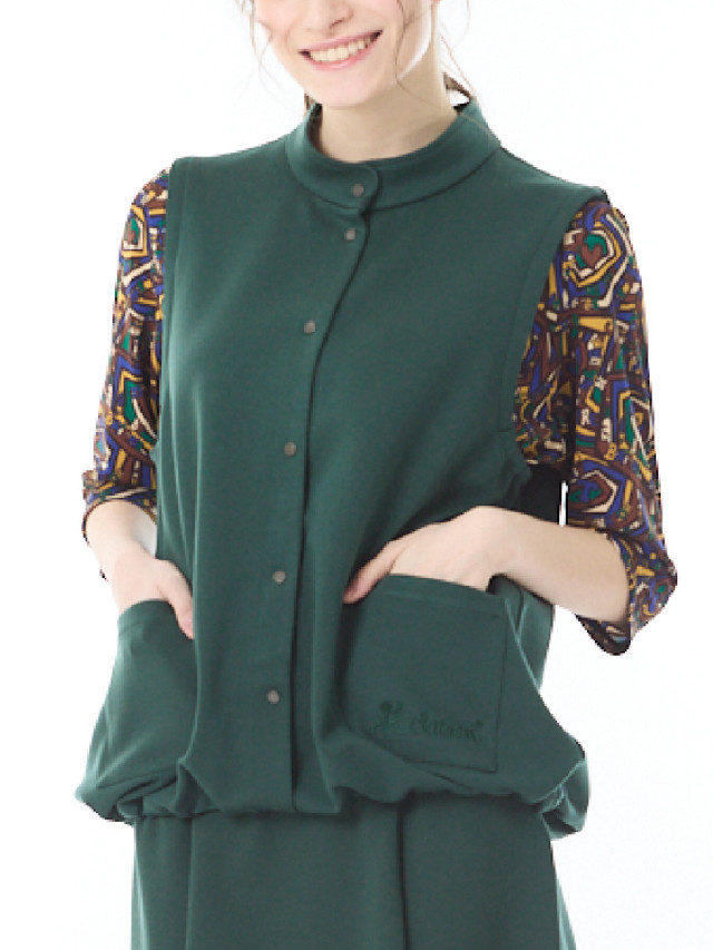 蓄熱機能つきベスト