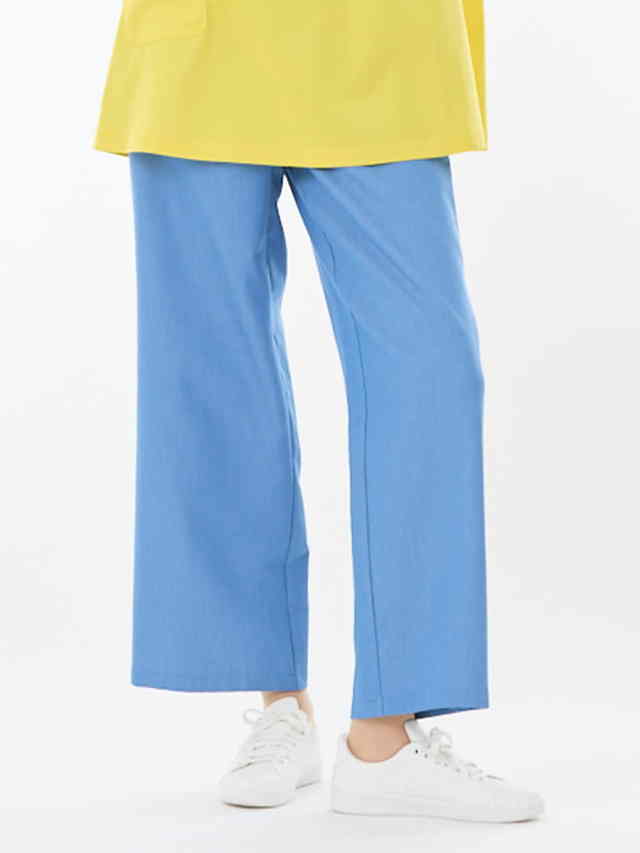 軽量ソフトストレッチデニム　パンツ