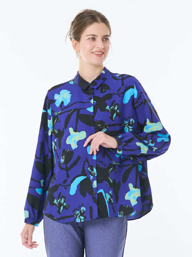 ペイント風フラワープリント　ブラウス