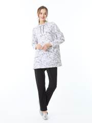 税別19000円　新品タグ付き　Topys　パンツ　44　薄赤ボーダー　LL？ トールサイズ アラベスク柄ニットパンツ【高身長インスタ