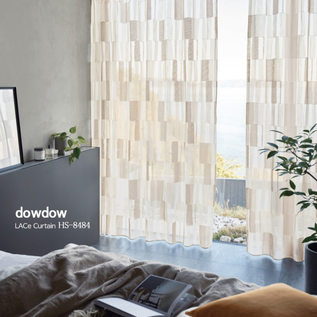 【ミッドセンチュリー】バックカットのランダムな幾何学柄のレースカーテン【HS-8484】ベージュ