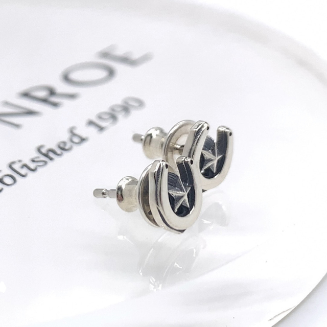 ホースシューピアス、PE56、シルバー925製