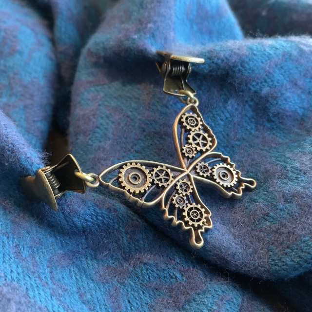 ストールクリップ、clp01、真鍮製、蝶のデザイン
