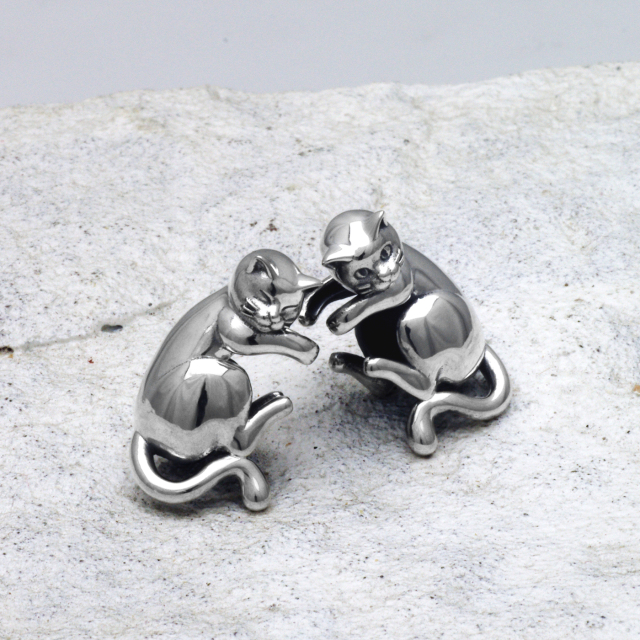 AMBUSH 猫耳 AMBUSH 猫耳 AMBUSH 推出猫耳造型耳机– 潮乐志& 潮库CKOO