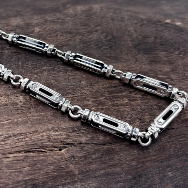 シルバーチェーン、DP-01