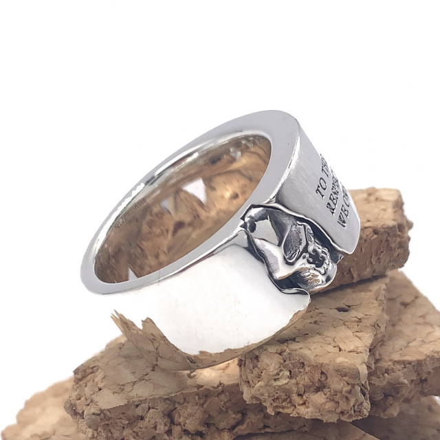 送料無料】Dr MONROE(ドクターモンロー) メッセージスカルリング FC  