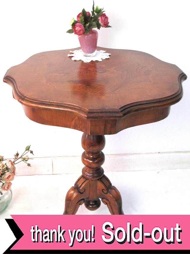 ＜イタリア製＞お花模様の象嵌細工♪優雅なマホガニーのコーヒーテーブル