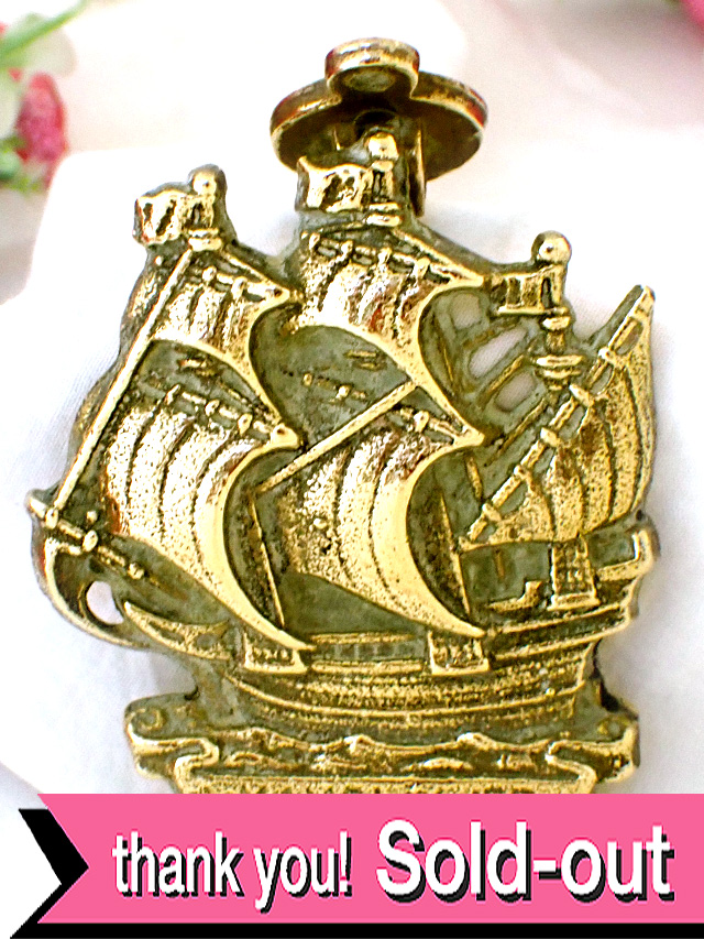 １９３０年代：大海原を疾走するMAYFLOWER号♪とても珍しい無垢の真鍮のドアノッカー