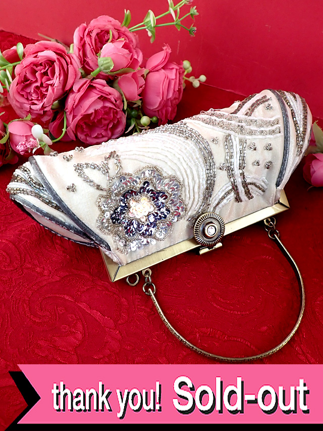 ＜英国LONDONビンテージ＞輝くビーズとスパンコール♪英国のすばらしい３ＷＡＹのパーティバッグ「取り外しチェーンストラップ付」