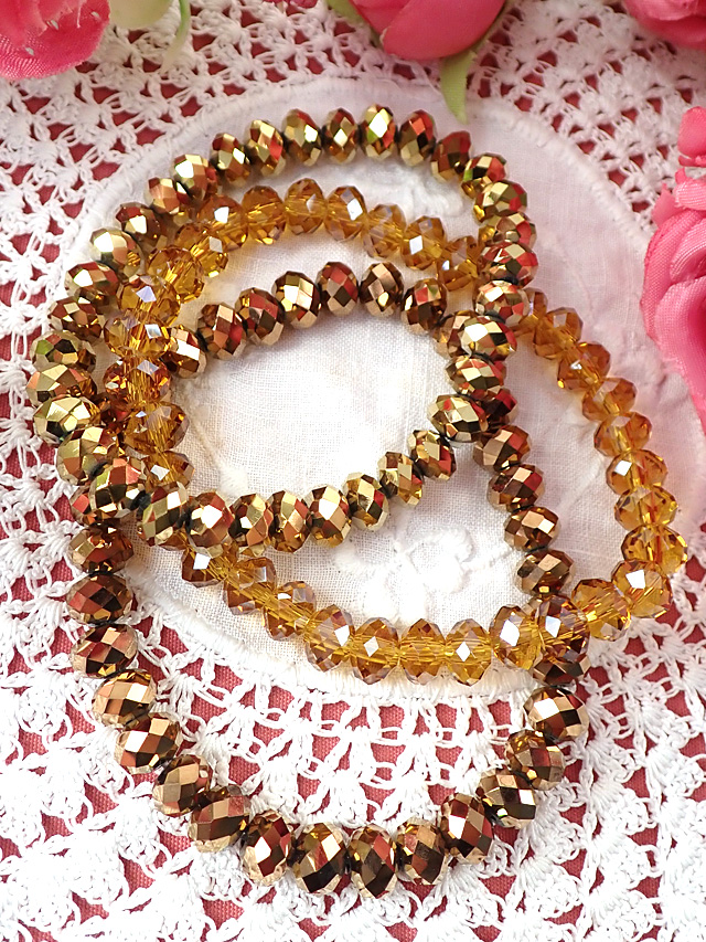 ＜英国ビンテージ＞金色に輝くヨーロピアンガラス♪ダイヤモンドカットが美しい豪華なブレスレット「３本セット」