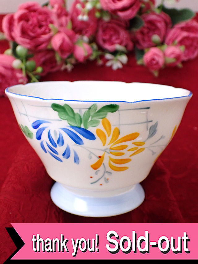 ＜英国ハンドペイント＞英国カントリーサイドの野の花たち♪素朴な味わいが懐かしいシュガーボウル