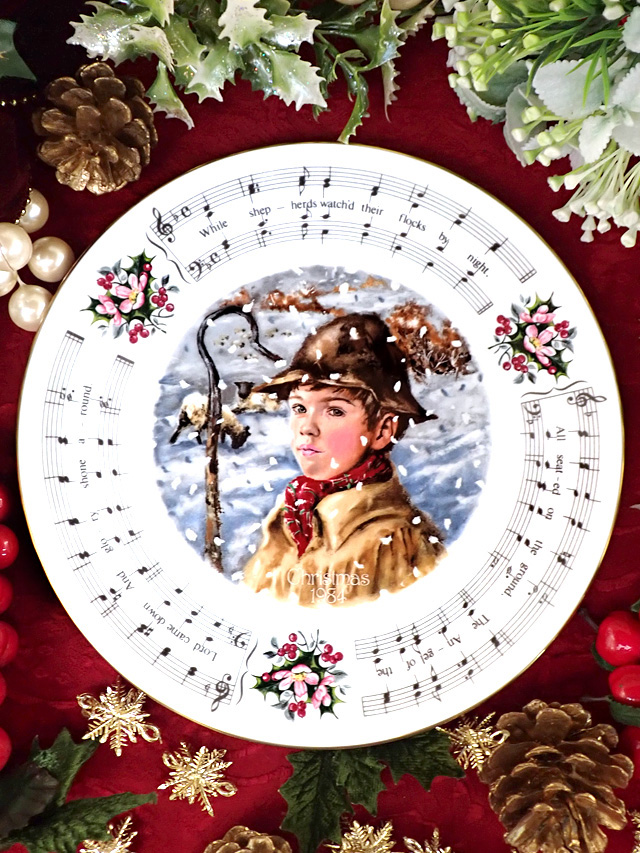 ＜英国流クリスマス＞１９８４年「ロイヤル・ドルトン」♪クリスマスキャロル♪羊飼いの男の子のクリスマス・プレート「プレートハンガー付」