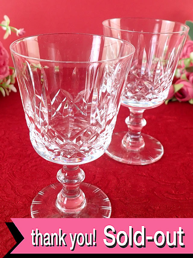＜英国ミッドセンチュリー＞立体的なガラス細工♪美しいステイが素敵なクリスタルガラスの光のワイングラス「２個セット」