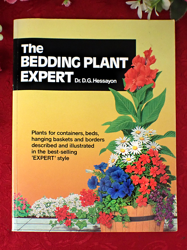 ＜ガーデニングBOOK＞「The BEDDING PLANT EXPERT」♪英国のガーデニングアイデアがいっぱいの大判の本