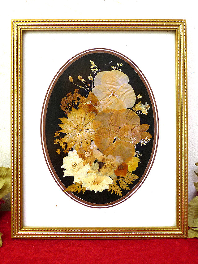 ＜英国ビンテージ＞たくさんの野の花たちの押し花♪貴重で珍しい英国の長方形の２WAYの額