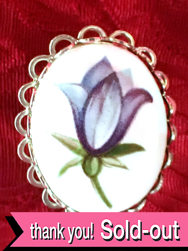 ＜EYNSLEY＞1950年代：優しい青い野の花♪エインズレイの優雅な陶器のブローチ