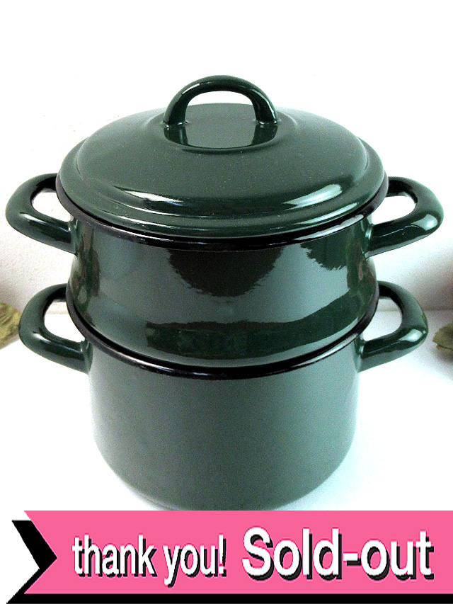 １９３０年代：超レア♪左右に持ち手が付いたアンティークホーローのイングリッシュグリーンの2段鍋