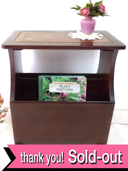 ＜英国ビンテージ＞スモールテーブルにも♪木のぬくもりが優しいオールドオークのマガジン＆ニュースペーパーラック