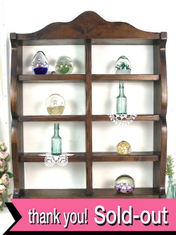 ＜英国アンティーク家具＞１９３０年代：木工細工が素敵♪ぶ厚くて大きな無垢のオールドオークの4段シェルフ