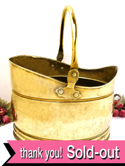 １９１０年代：エドワーディアン時代♪英国アンティークのとても大きな真鍮の炭入れ