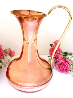 １９１０年代：エドワーディアン時代♪高さ２６cm伝統的なフォルムが美しい英国アンティークのとても大きなコッパージャグ