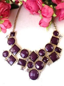 ＜英国ミッドセンチュリー＞紫色の様々な形のレジン♪キュービックジルコニも輝くアートフルなロングネックレス