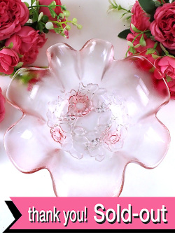 ＜廃盤レア♪WALTHER GLAS：ドイツ製＞ピンク色のお花のよう♪アートフルなフォルムが美しい世界的なワルターガラスのボウル