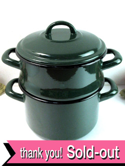 １９３０年代：超レア♪左右に持ち手が付いたアンティークホーローのイングリッシュグリーンの2段鍋