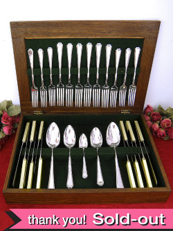 ＜ONEIDA＞１９２７年：幸福のシルバープレート・カトラリー４０本セット「収納木箱付」