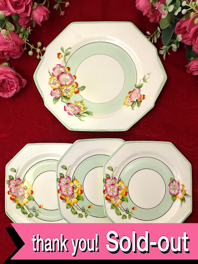 ＜廃盤レア♪PARAGON＞１９３０年代：黄色とピンクのオールドローズ♪幻の名窯パラゴンの英国アンティークのサンドイッチプレートセット「４点」