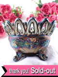 ★３５％OFF★＜アメリカ製＞1920年代：CARNIVAL GLASS（カーニバルガラス）幻想的な輝き♪素晴らしいデザインの工芸品のような足つきボウル：通常価格14800円→