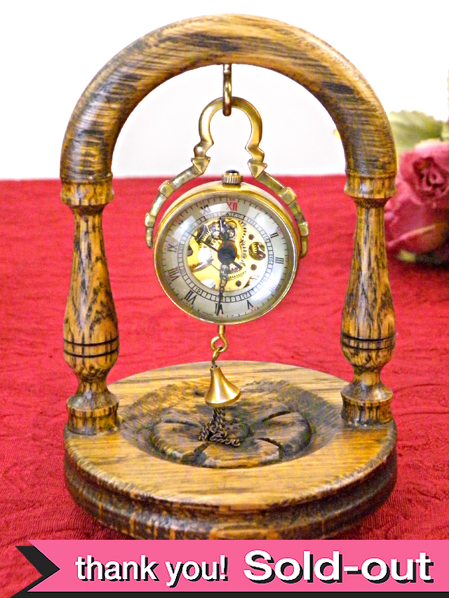 ＜３０日間保証！＞１９３０年代：透明な揺れる美人さん♪珍しいスケルトンの優雅な機械式置時計