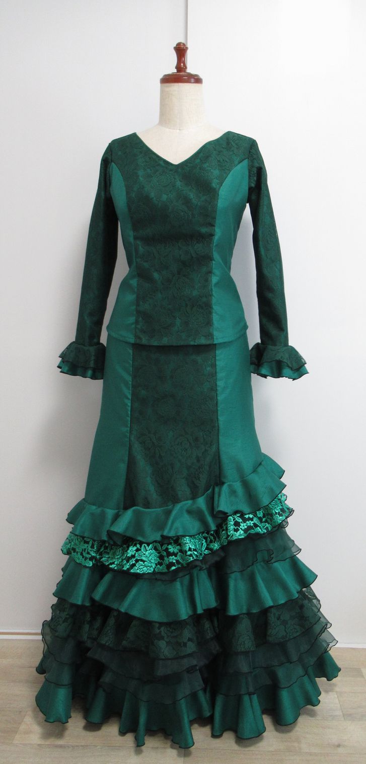 2023年作品集★C★深緑色グラデーションツーピース