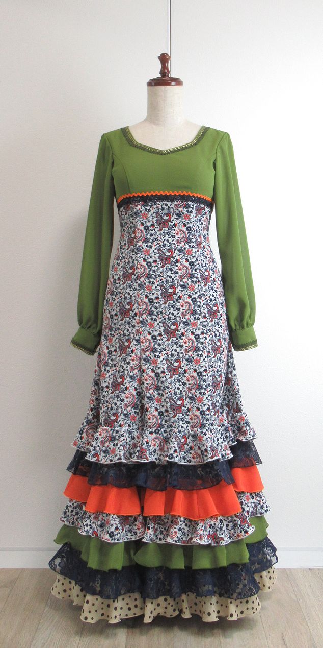 2023年作品集★J★　ハイウエスト切替ワンピース　抹茶色＆ペイズリー柄