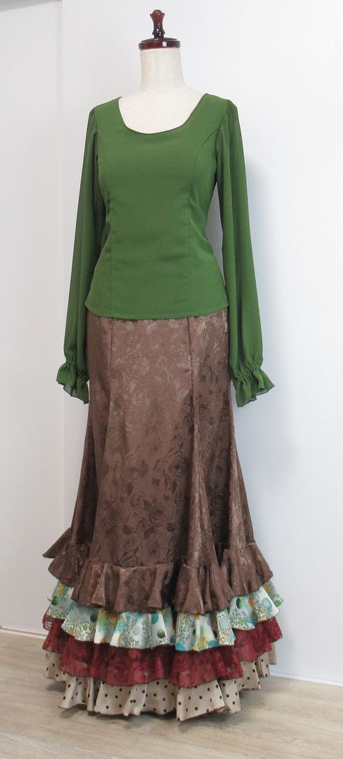 ★2025年オーダー例★１３★　ジョーゼットオリーブ＆バラ柄ジャガード茶　ツーピース