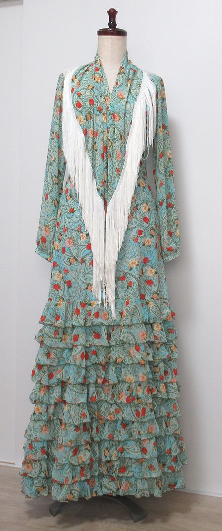 ★2025年オーダー例★２５★　水色×赤花柄　ハイウエストツーピース