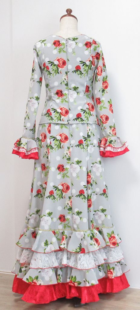 ★2025年オーダー例★４★　ライトグレー×白水玉赤花柄ツーピース