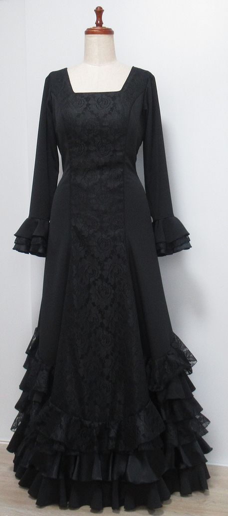 ★2025年オーダー例★６★　黒地レース切替ワンピース