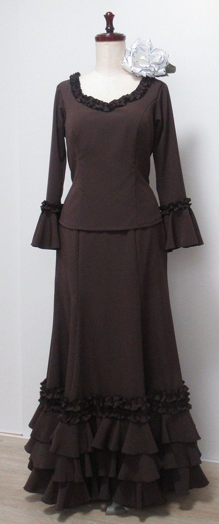 ★2025年オーダー例★９★　こげ茶ギャザーフリル付　ツーピース