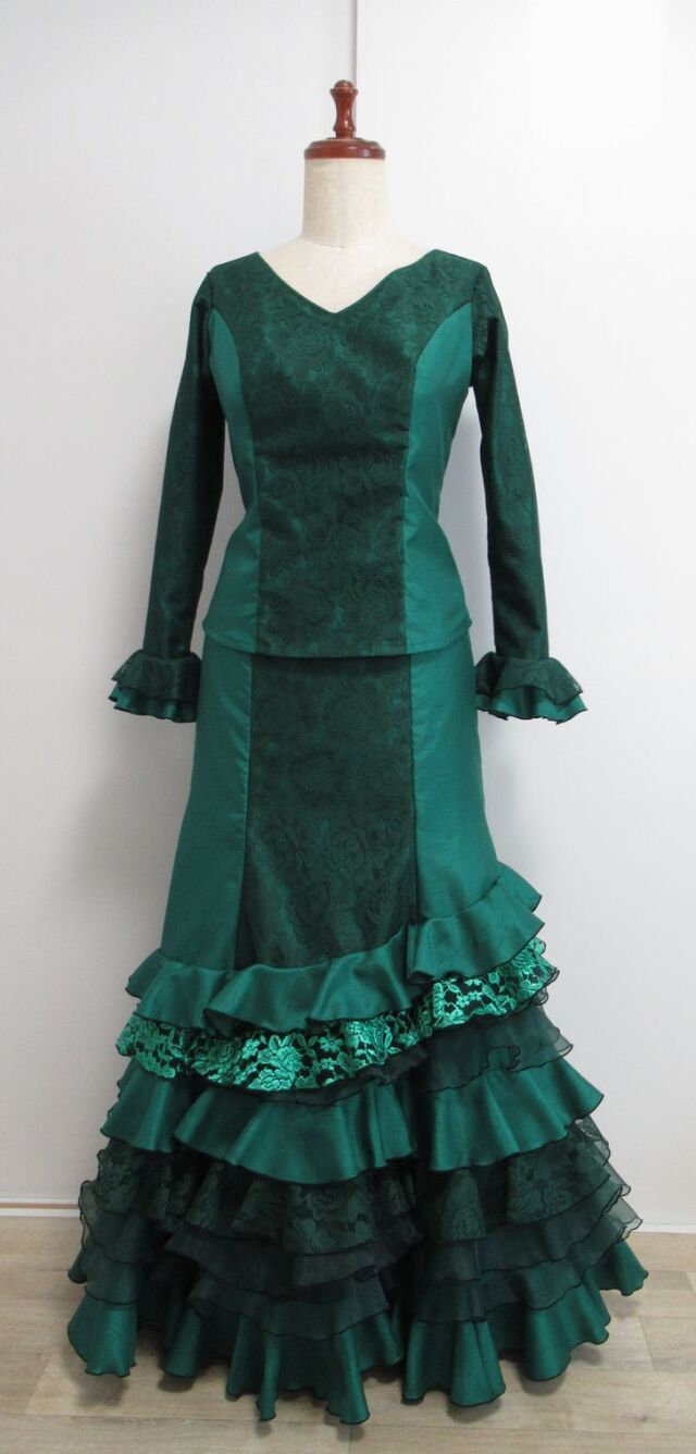 2023年作品集★C★深緑色グラデーションツーピース