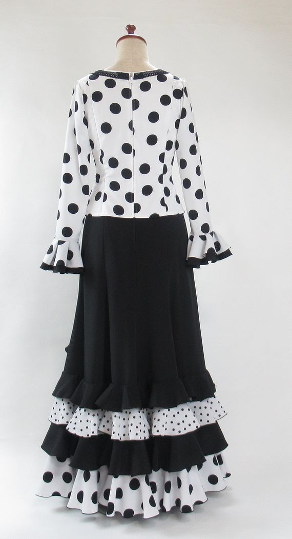 フラメンコ　ツーピース　 白黒水玉 フリル付き フラメンコ ツーピース 白黒水玉 フリル付き 楽天市場】【オーダー商品