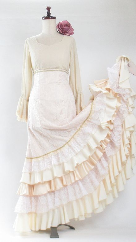 フラメンコ衣装、アイボリー、ツーピース フラメンコ衣装 ハイウエストツーピース ピンク×黒