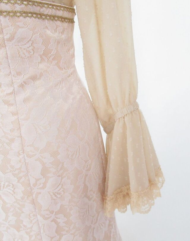 フラメンコ衣装、アイボリー、ツーピース フラメンコ衣装 ハイウエストツーピース ピンク×黒