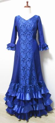 フラメンコ・ドレスショップ・ナオミ オーダーメイドの衣装屋さん