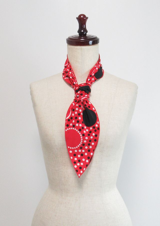 フラメンコ・パニュエロ小・ボウタイ・PA-S171・赤×黒白水玉