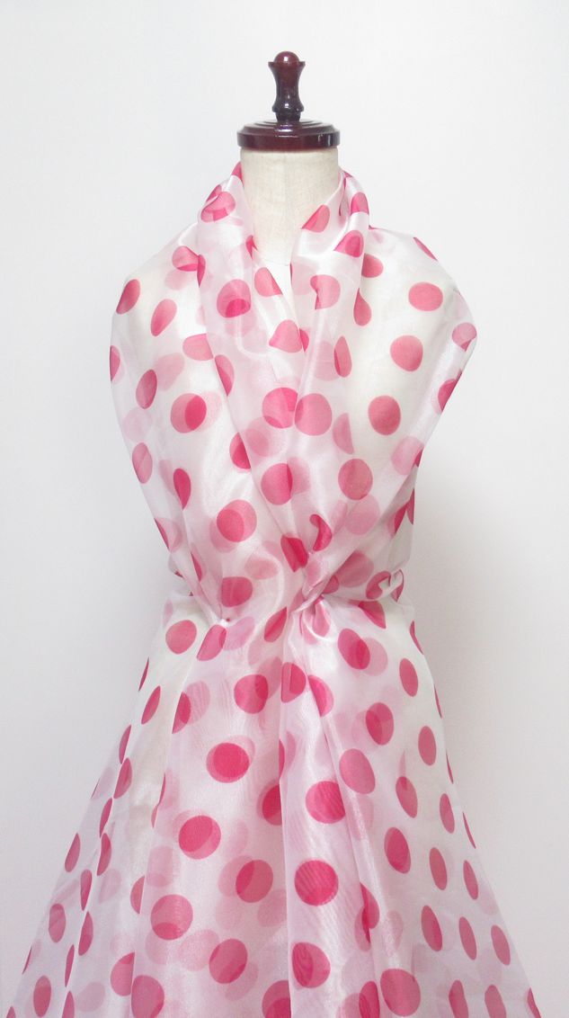 生地販売★T-238★オーガンジー白×濃いピンク水玉★150cm幅　スペイン生地